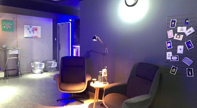 Met A Space Pod @ Chinatown Hostel Singapore